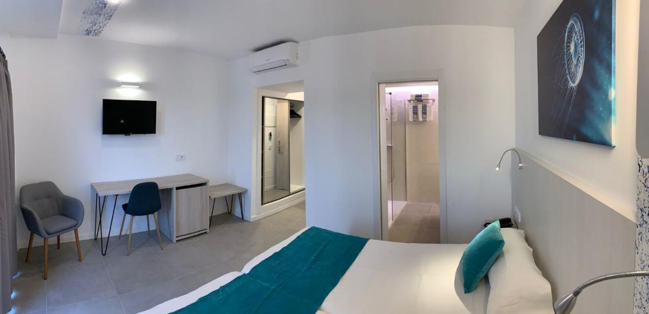 Hotel Brisa - Adults Only San Antonio  Ngoại thất bức ảnh