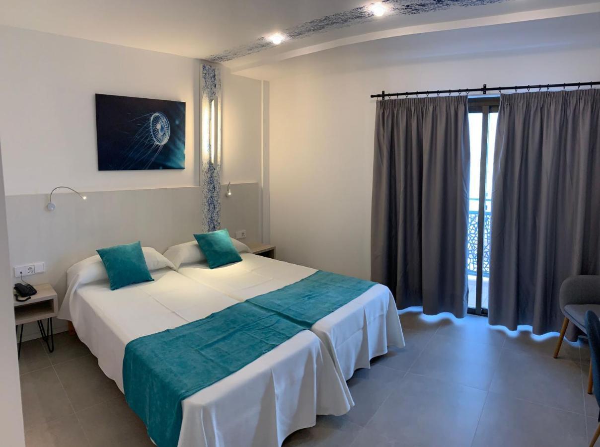 Hotel Brisa - Adults Only San Antonio  Ngoại thất bức ảnh